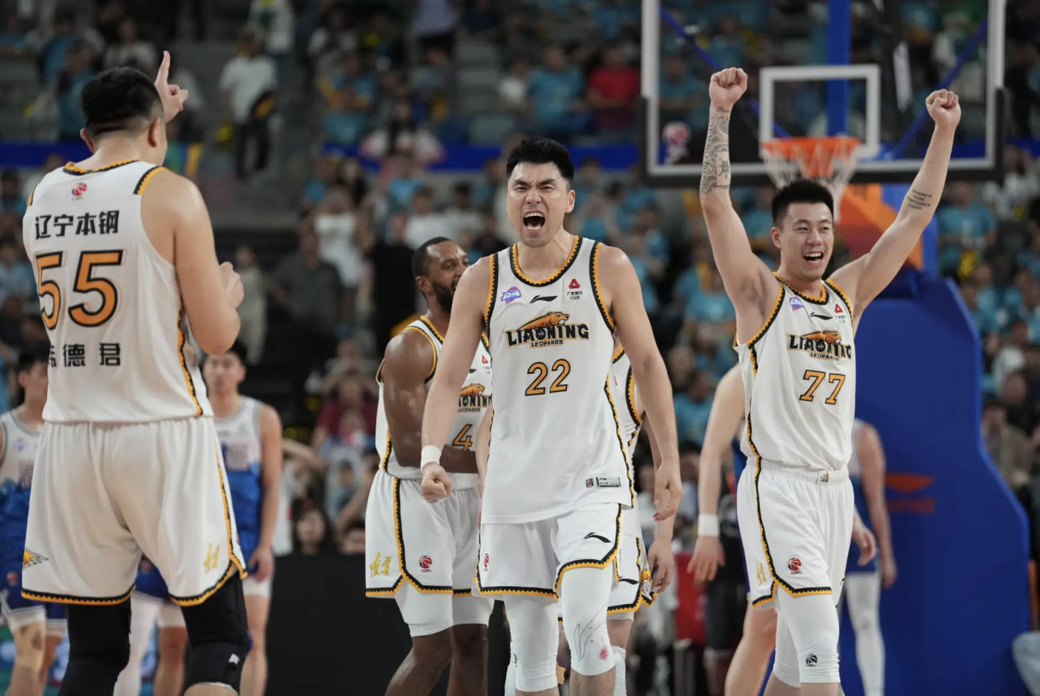 辽宁男篮大胜湖南队,斩获开门红(辽宁男篮大胜湖南队,斩获开门红的是谁)