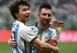 热门足球对决成为球迷的话题热点的简单介绍 热门足球对决成为球迷的话题热点的简单介绍