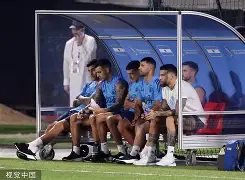 包含欧洲球队备战决赛，冲刺成功岌岌可危的词条